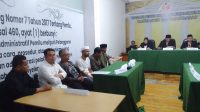 Sidang pergeseran Suara Daerah Pemilihan (Dapil) Jabar 2 yang dilaksanakan di Sekretariat Bawaslu KBB Permata Cimahi Desa Tanimulya, Ngamprah. Selasa (05/03). Foto/BANDUNGSATU.COM Sidang pergeseran Suara Daerah Pemilihan (Dapil) Jabar 2 yang dilaksanakan di Sekretariat Bawaslu KBB Permata Cimahi Desa Tanimulya, Ngamprah. Selasa (05/03). Foto/BANDUNGSATU.COM