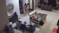 Rekaman cctv putra Hengky Kurniawan evakuasi adiknya saat terasa goncangan gempa di Bandung Barat. Foto/Istimewa Rekaman cctv putra Hengky Kurniawan evakuasi adiknya saat terasa goncangan gempa di Bandung Barat. Foto/Istimewa