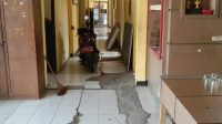 Kondisi Kantor Kecamatan Sidangkerta yang sudah tidak layak untuk ditempati. Foto/Istimewa Kondisi Kantor Kecamatan Sidangkerta yang sudah tidak layak untuk ditempati. Foto/Istimewa