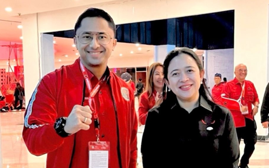Hengki Kurniawan diabadikan bersama kader PDIP yang juga Ketua DPRRI Puan Maharani saat Rakernas PDIP. Foto/Istimewa